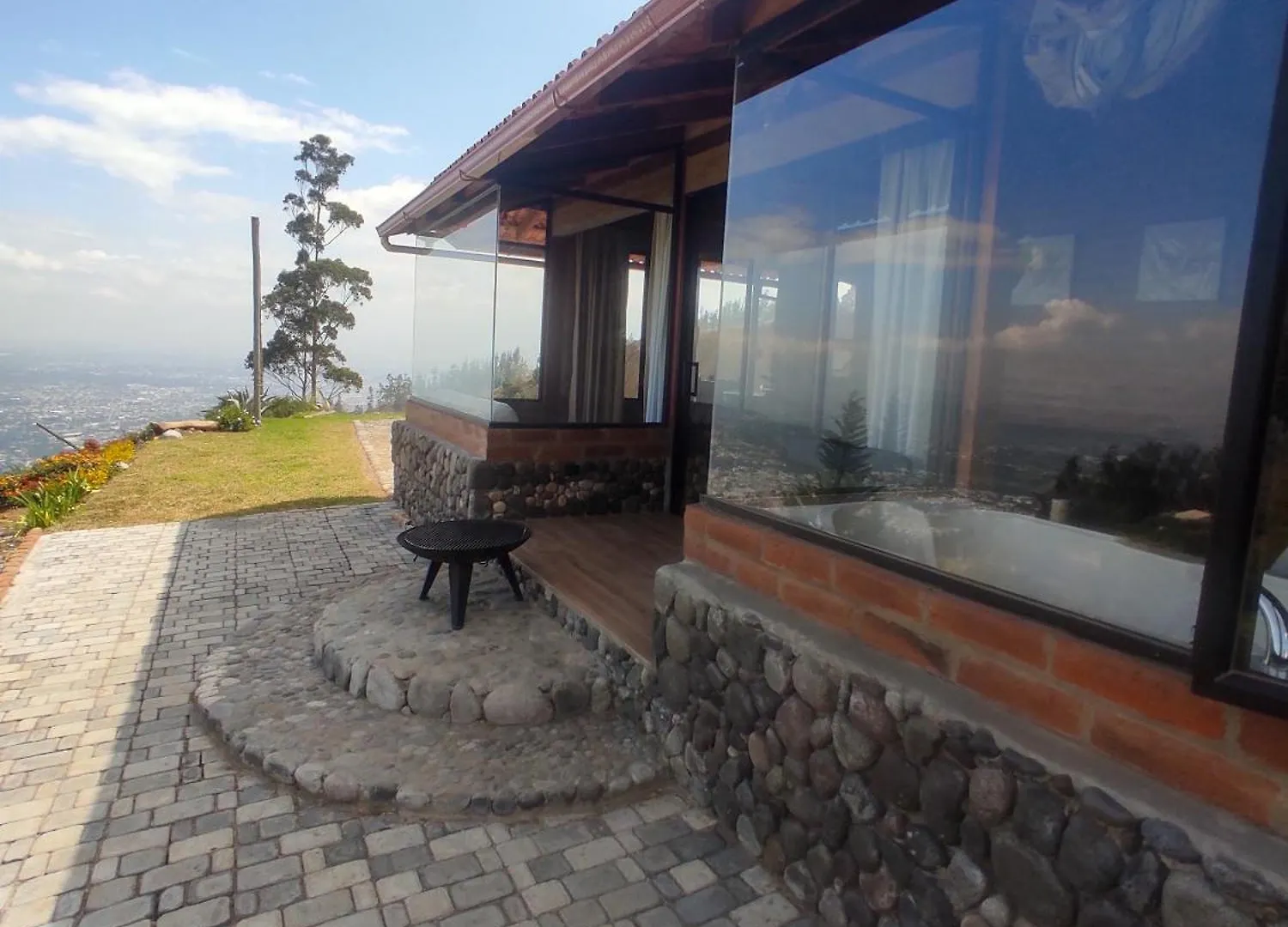 Pumamaki Ecolodge Glamping Quito Ecuador